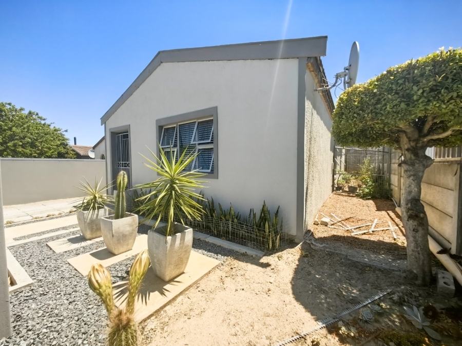 4 Bedroom Property for Sale in Fountain Village Western Cape